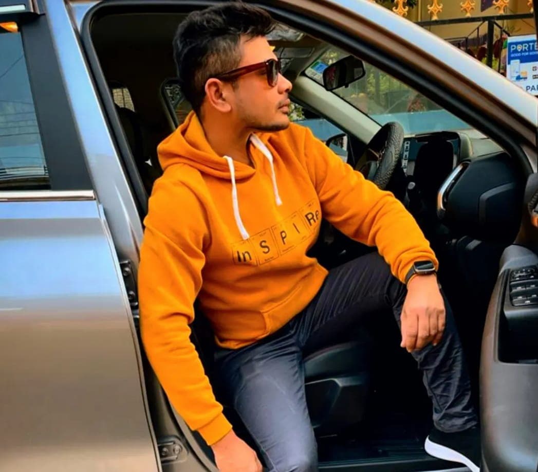 shadab khan